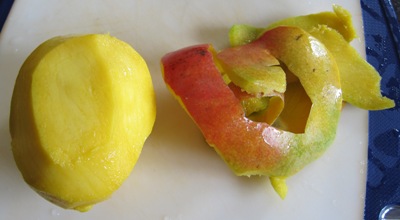 mango-peel peeled mango