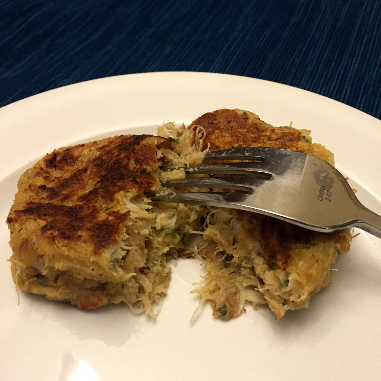 How To Make Crab Cakes That Don’t Fall Apart Easy Recipe Melanie Cooks