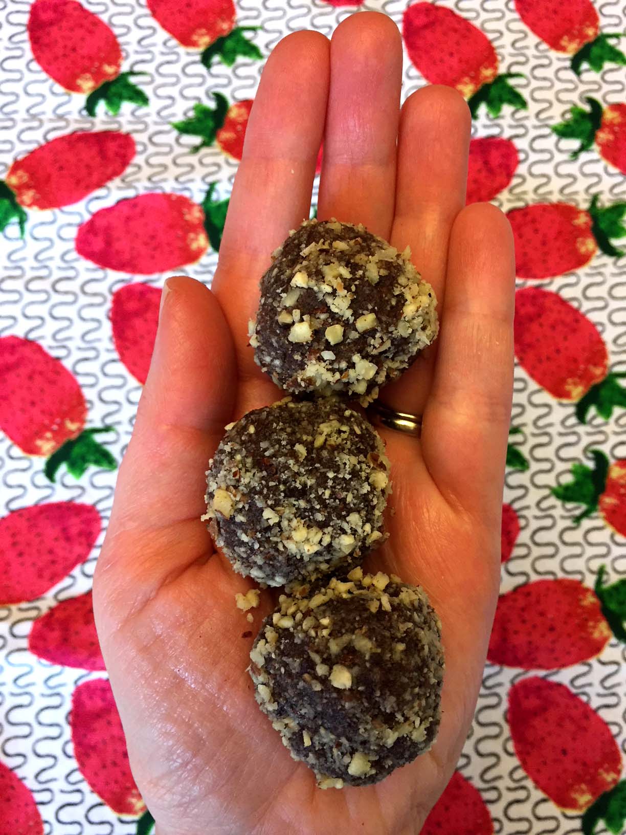 Healthy Hazelnut Chocolate Truffles Energy Balls Melanie Cooks