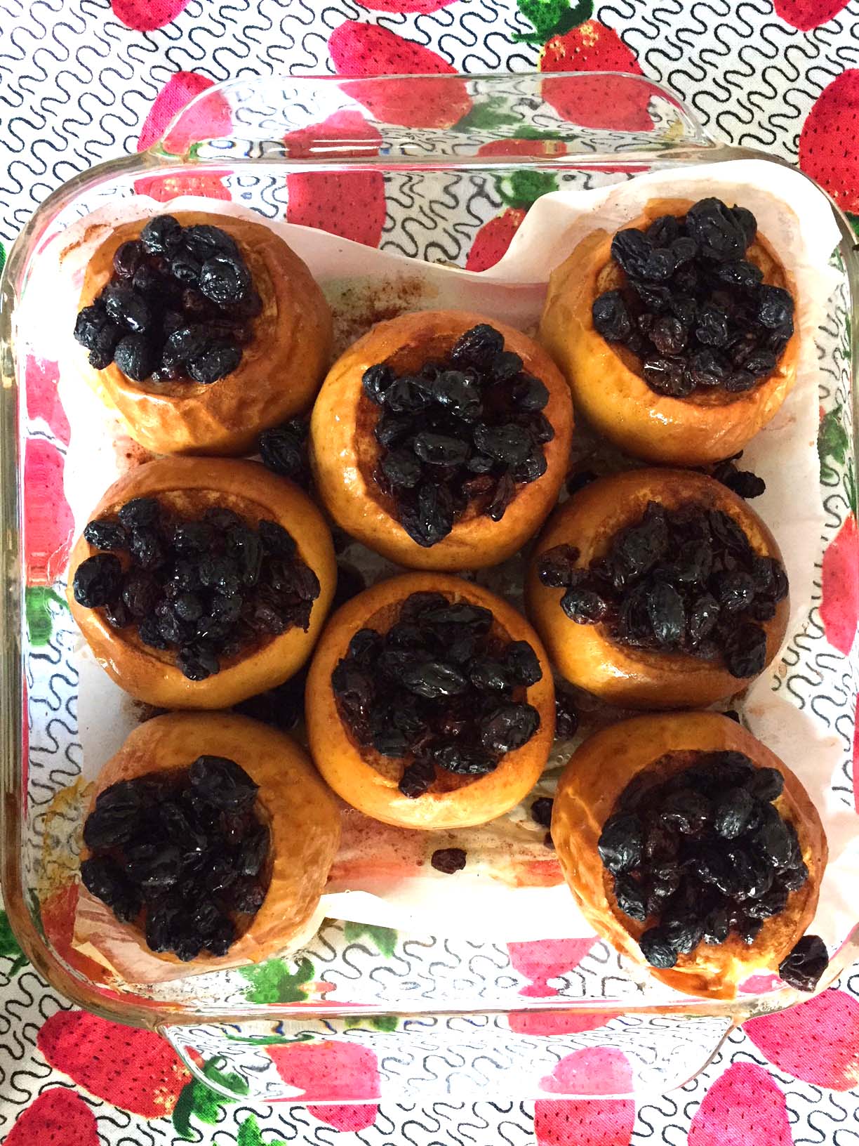 Healthy Baked Apples Stuffed With Raisins And Cinnamon No Sugar Added