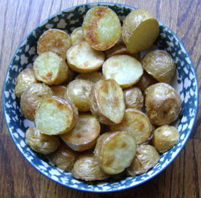 how to make roasted small potatoes