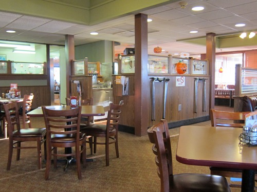 Denny's Restaurant Review (Highland Park, IL, Chicago Suburbs