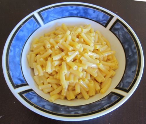 bowl of healthy packaged macaroni and cheese for kids