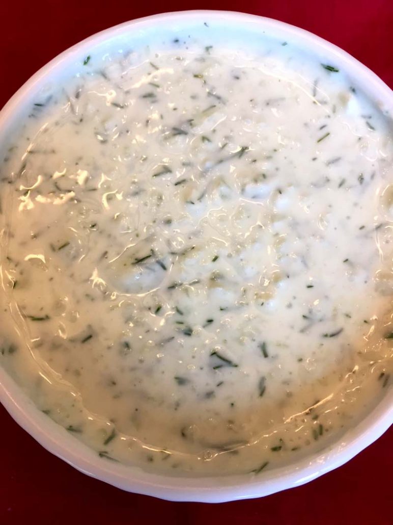 How to make tzatziki sauce