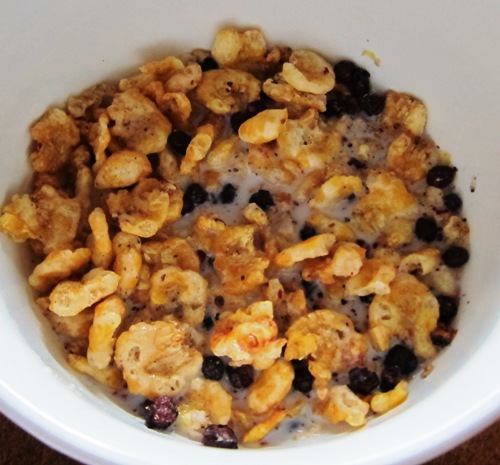 kashi indigo morning cereal in a bowl