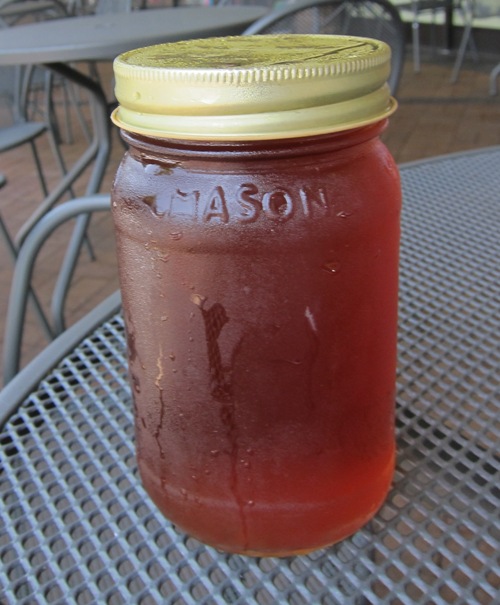 real urban bbq peach ice tea in mason jar