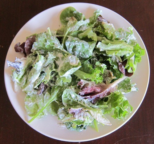 salad with tzatziki sauce dressing