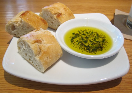 california pizza kitchen bread