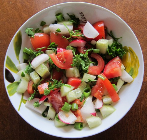 Crunchy Radish Salad With Tomatoes, Cucumbers & Parsley