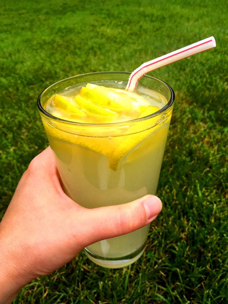Homemade Lemonade With Freshly Squeezed Lemon Juice