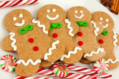 Gingerbread Men Cookies - Super Easy Recipe That Doesn't Require Molasses!