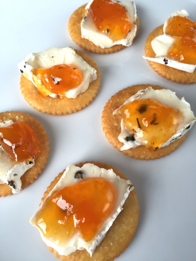 Brie Cheese With Jam On Ritz Crackers Easy Appetizer