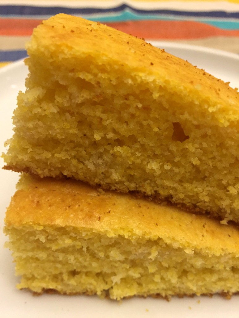 Easy Golden Fluffy Cornbread Recipe