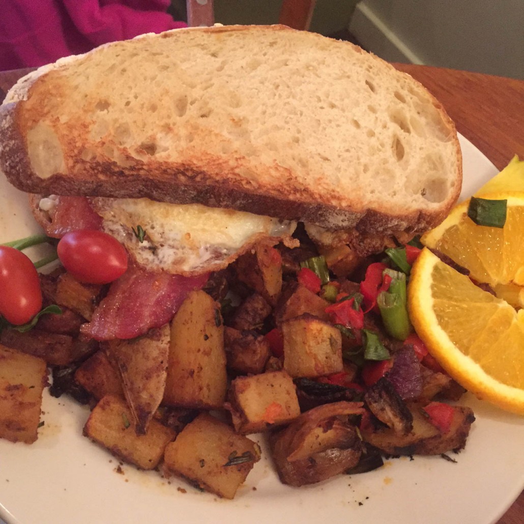 M Henry Restaurant Chicago Fried Egg Sandwich