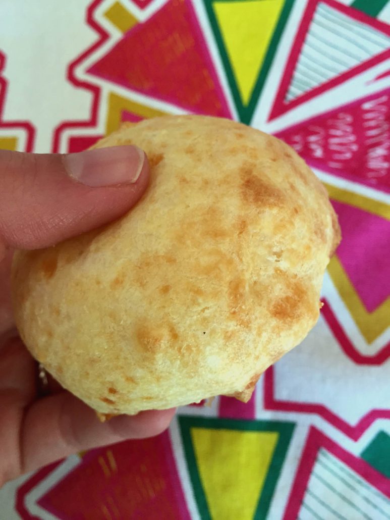 Brazilian Cheese Bread - Pao De Queijo 