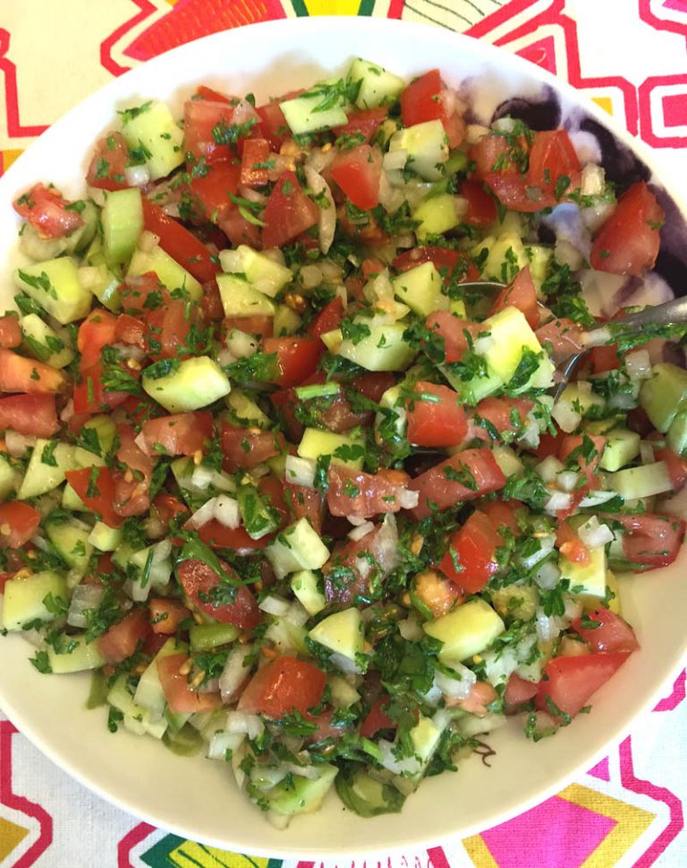 Israeli Salad Recipe With Tomatoes, Cucumbers, Onions and Parsley