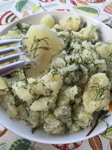 Easy Dilled Herbed Smashed Potatoes Recipe