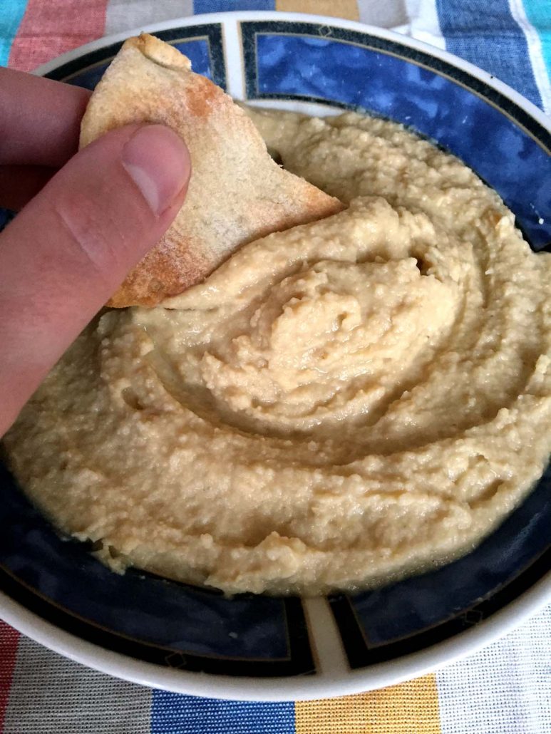 How To Make Sesame-Free Hummus Without Tahini