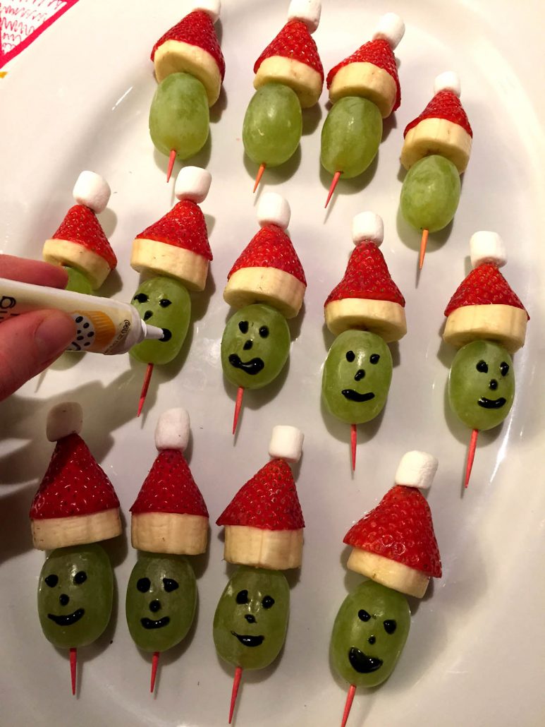 Grinch Fruit Kabobs With Faces