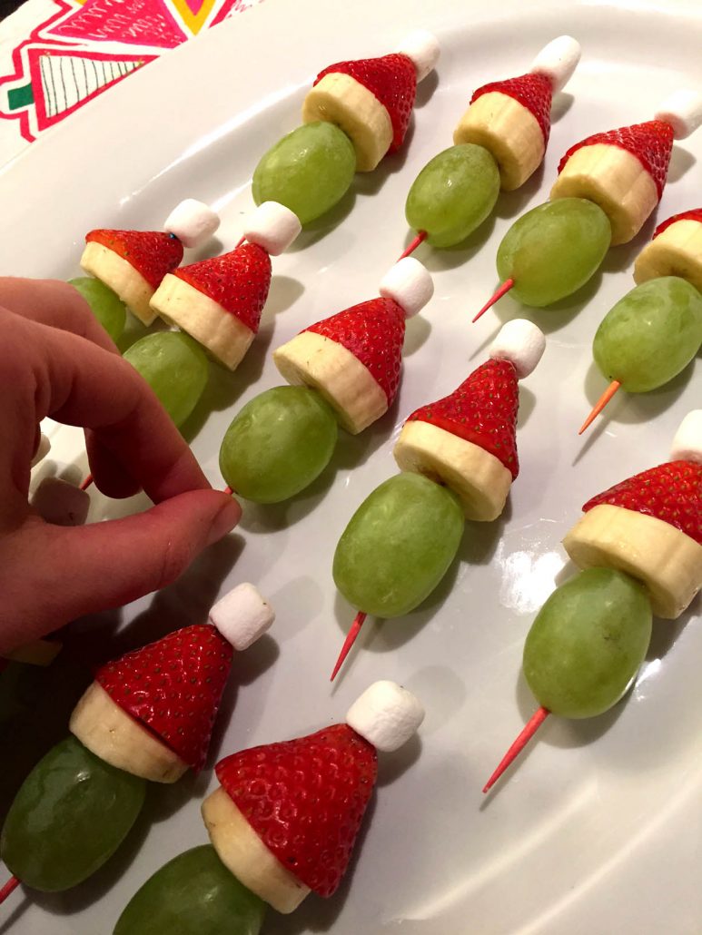 Christmas Grinch Fruit Skewers Recipe