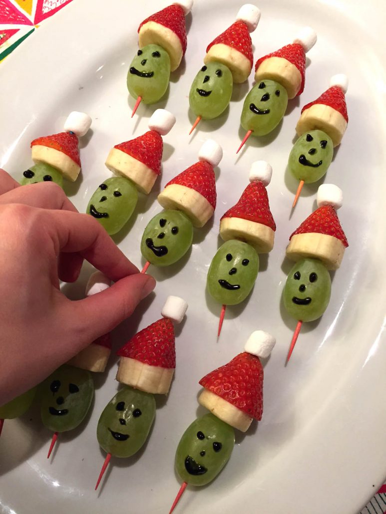 Christmas Grinch Fruit Skewers Kabobs Recipe