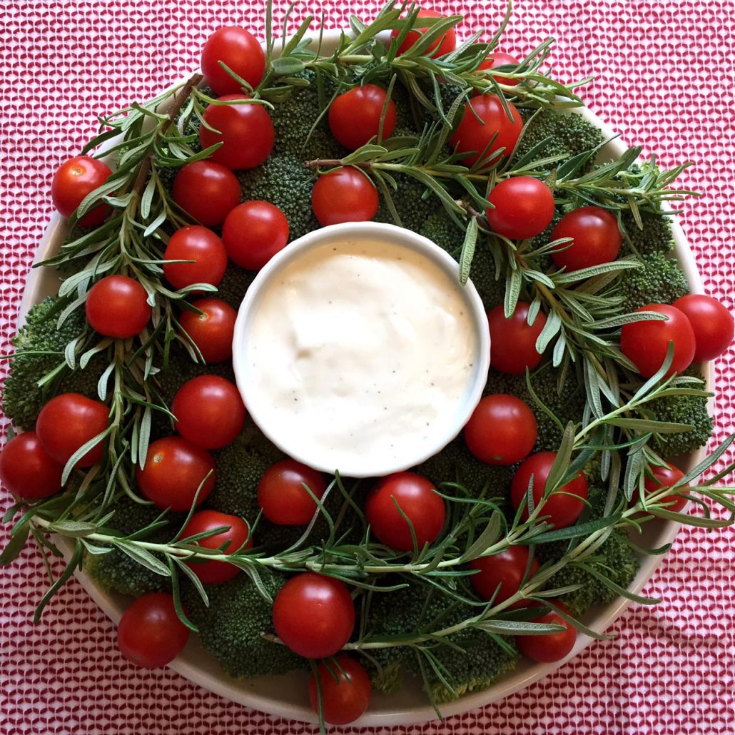 Christmas Wreath Shaped Veggie Plate Appetizer