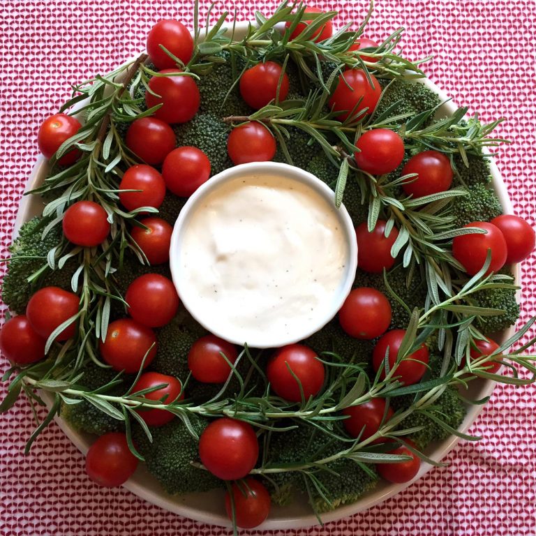 Christmas Wreath Shaped Veggie Platter Appetizer Recipe