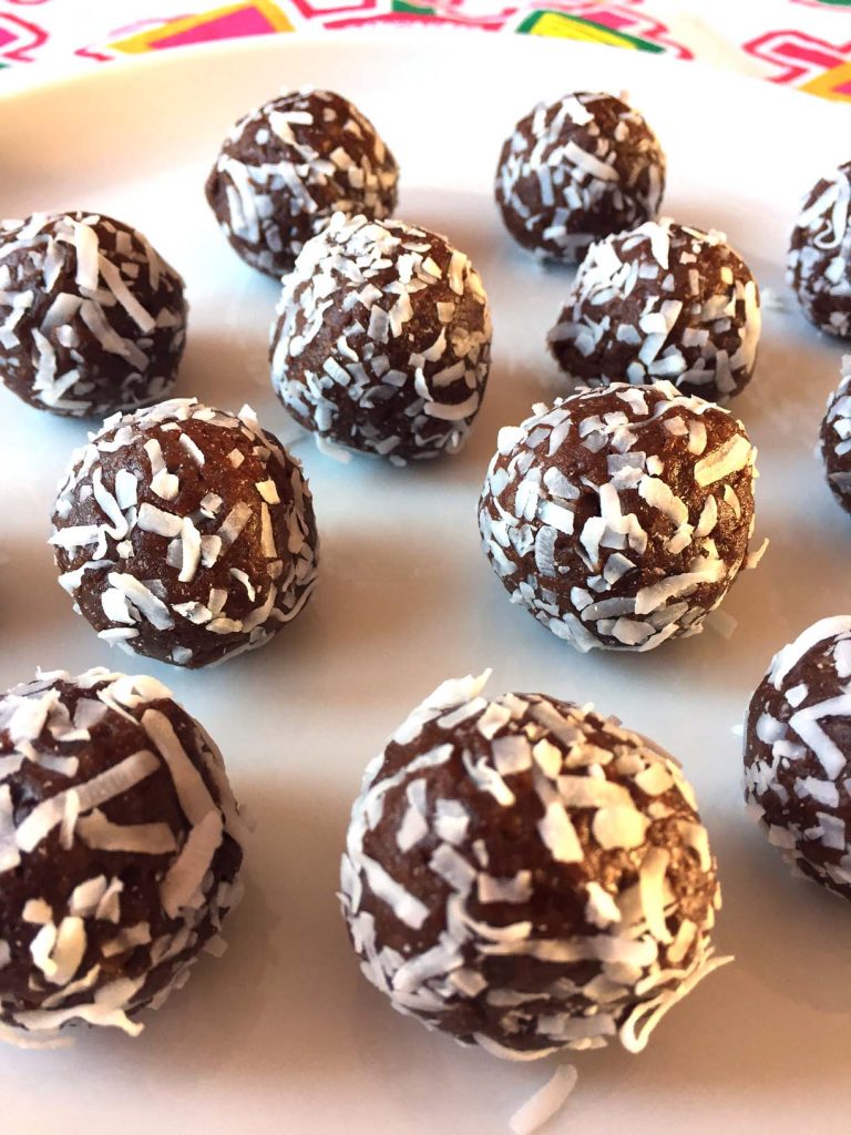 Healthy Coconut Date Truffles – Sugar-Free, Gluten-Free, Raw, Vegan Energy Balls!