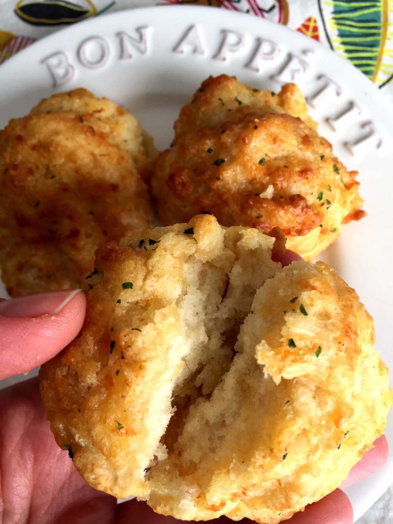 Red Lobster Cheddar Bay Cheese Buiscuits Copycat Recipe
