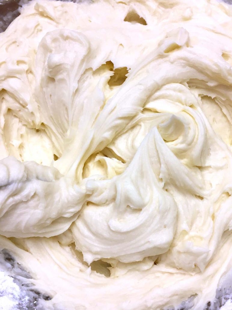 Does homemade buttercream frosting need to be refrigerated?