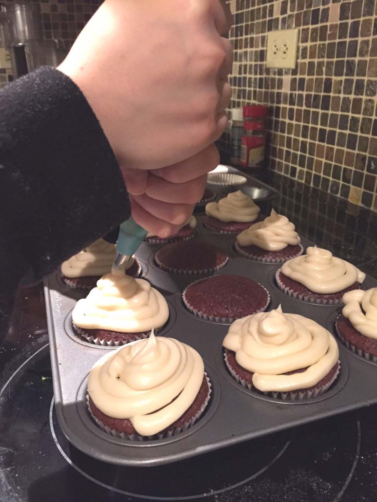 How To Make Vanilla Buttercream Frosting
