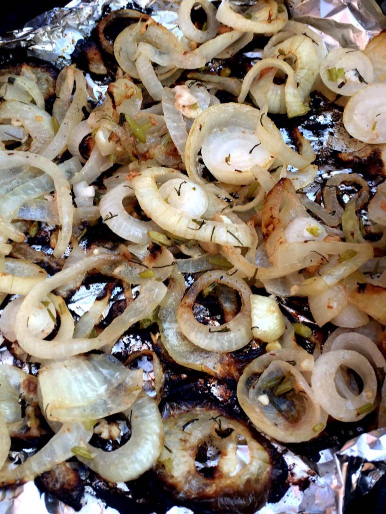 Grilled Marinated Onions With Olive Oil And Red Wine Vinegar