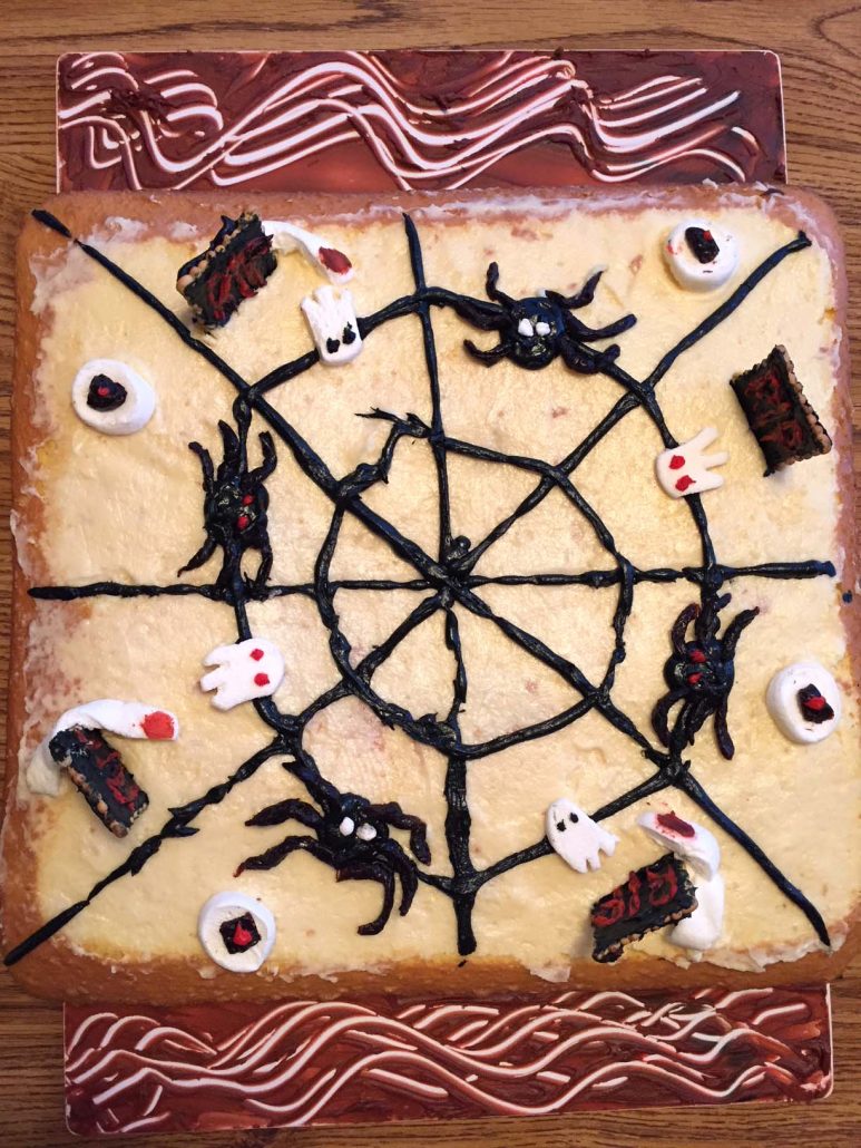 Easy Spooky Halloween Cake Decorating Ideas