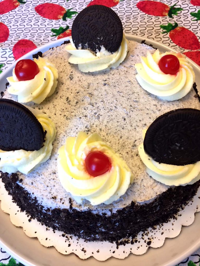 Oreo Cookies and Cream Chocolate Cake Recipe