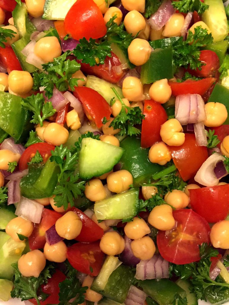Easy Middle Eastern Chickpea Salad