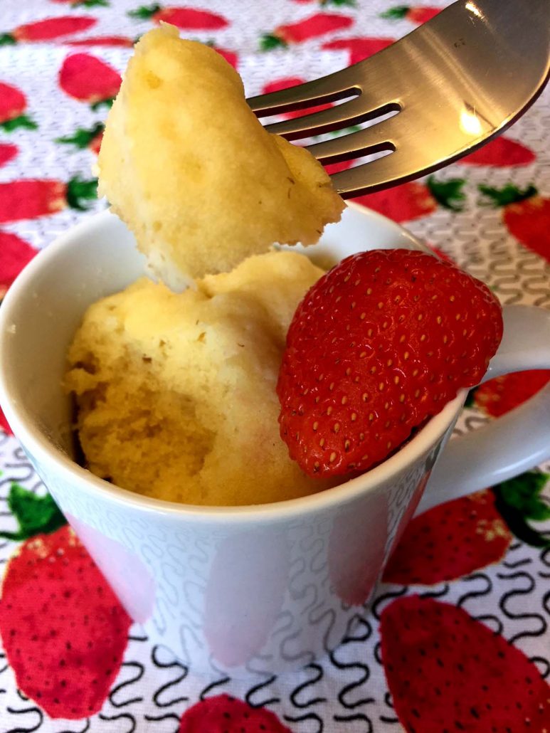 Easy Coconut Flour Vanilla Mug Cake 