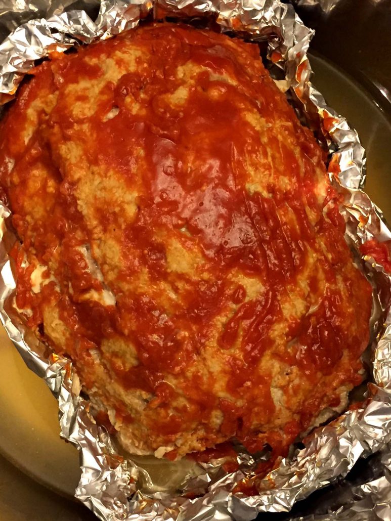 https://www.melaniecooks.com/wp-content/uploads/2018/01/instant_pot_cooked_meatloaf_easy-773x1030.jpg