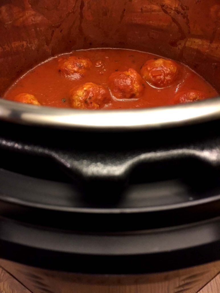 Easy Pressure Cooker Meatballs Recipe