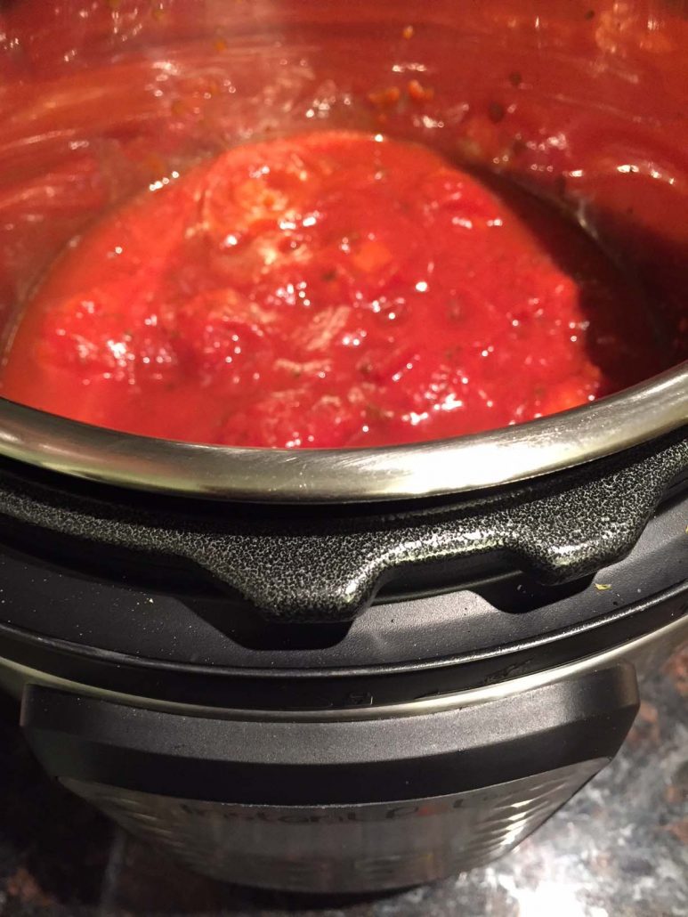 Instant Pot Tomato Sauce
