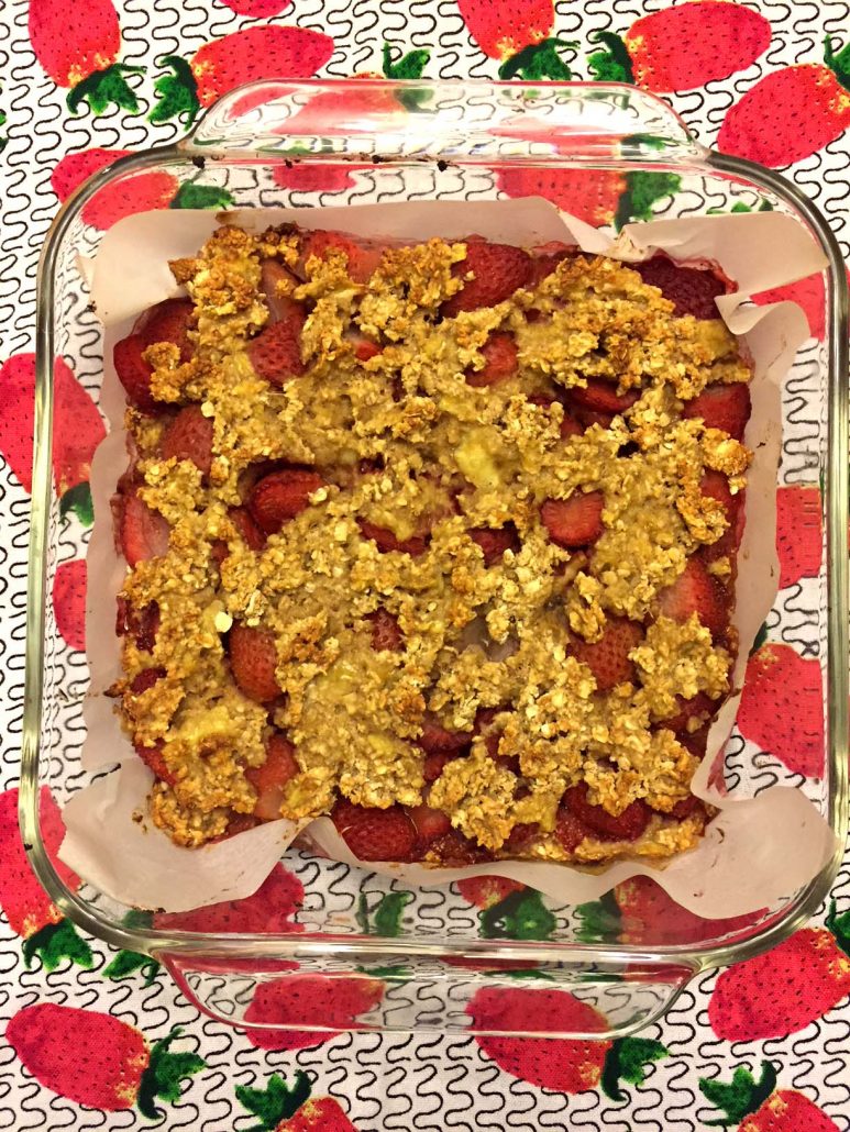 Strawberry Banana Oat Bars