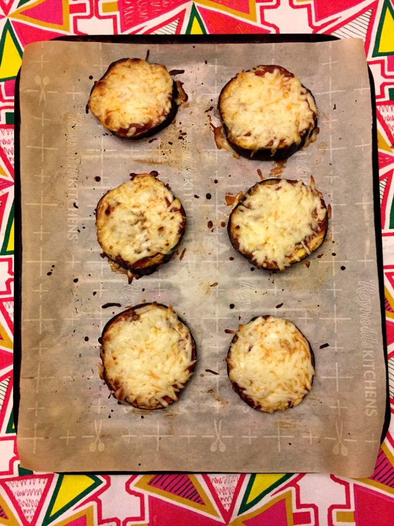How to make healthy eggplant pizza