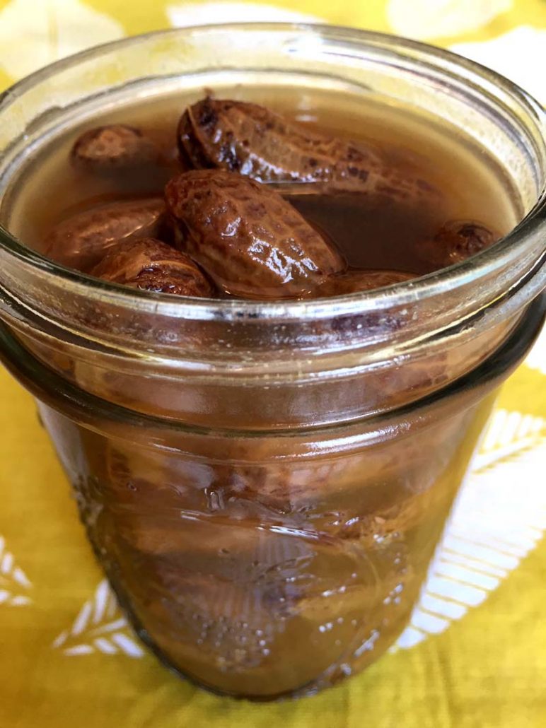 boiled peanuts in brine