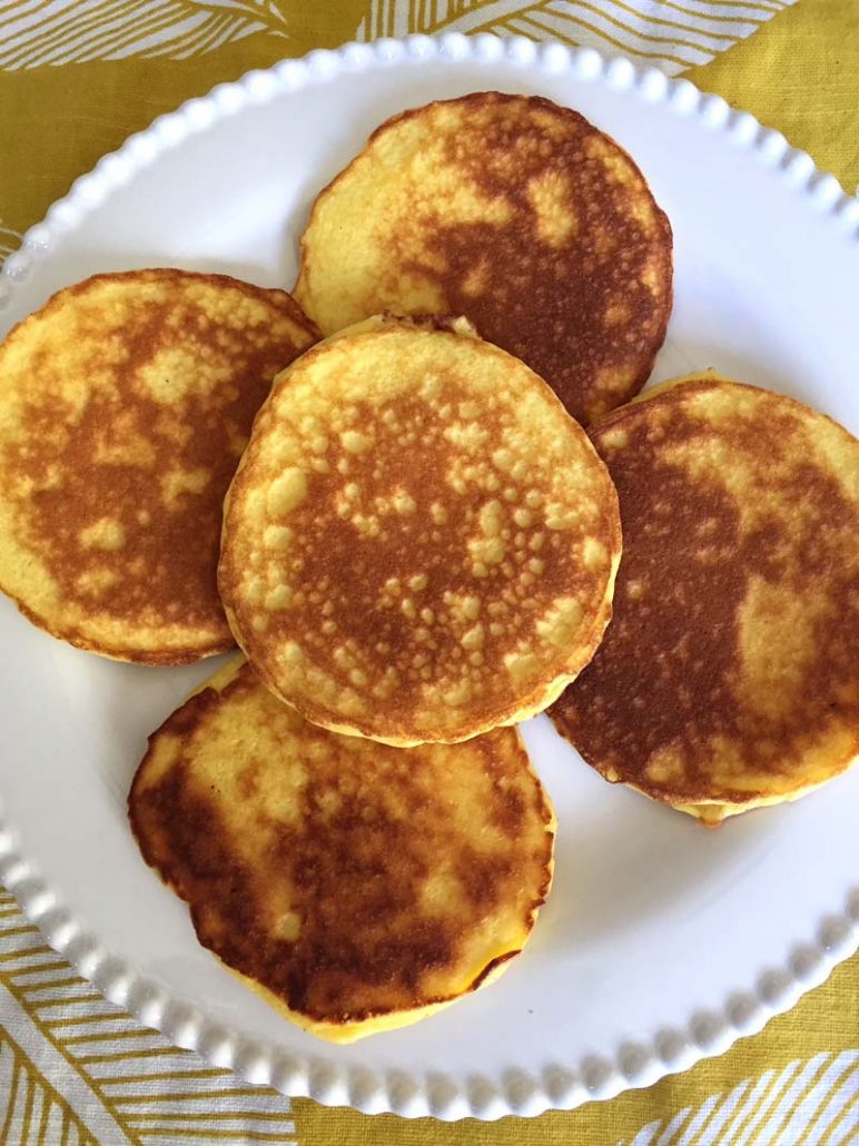 easy coconut flour pancakes