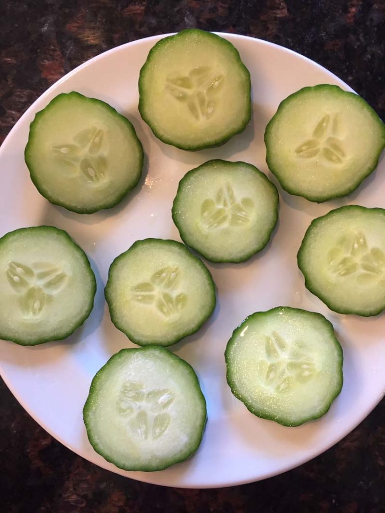 cucumber slices for canapes