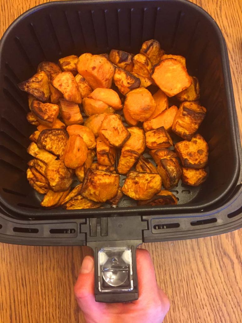 easy air fryer sweet potatoes recipe