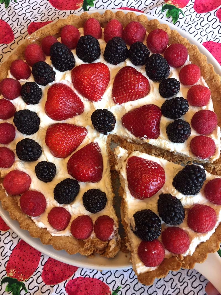 Easy Low Carb Gluten Free Berry Tart