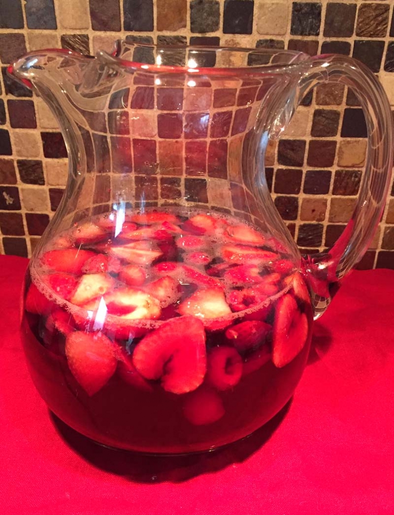 keto low carb homemade sangria