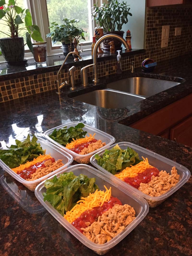 meal prepping taco salad lunches