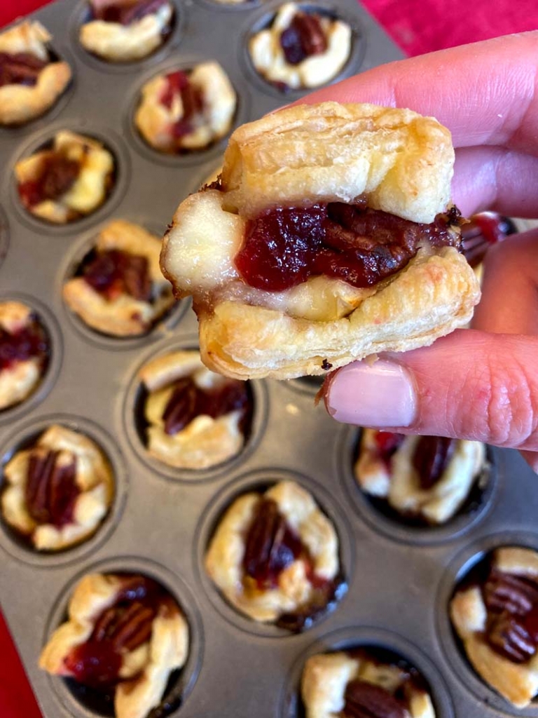 Cranberry Brie Puff Pastry Bites Appetizer