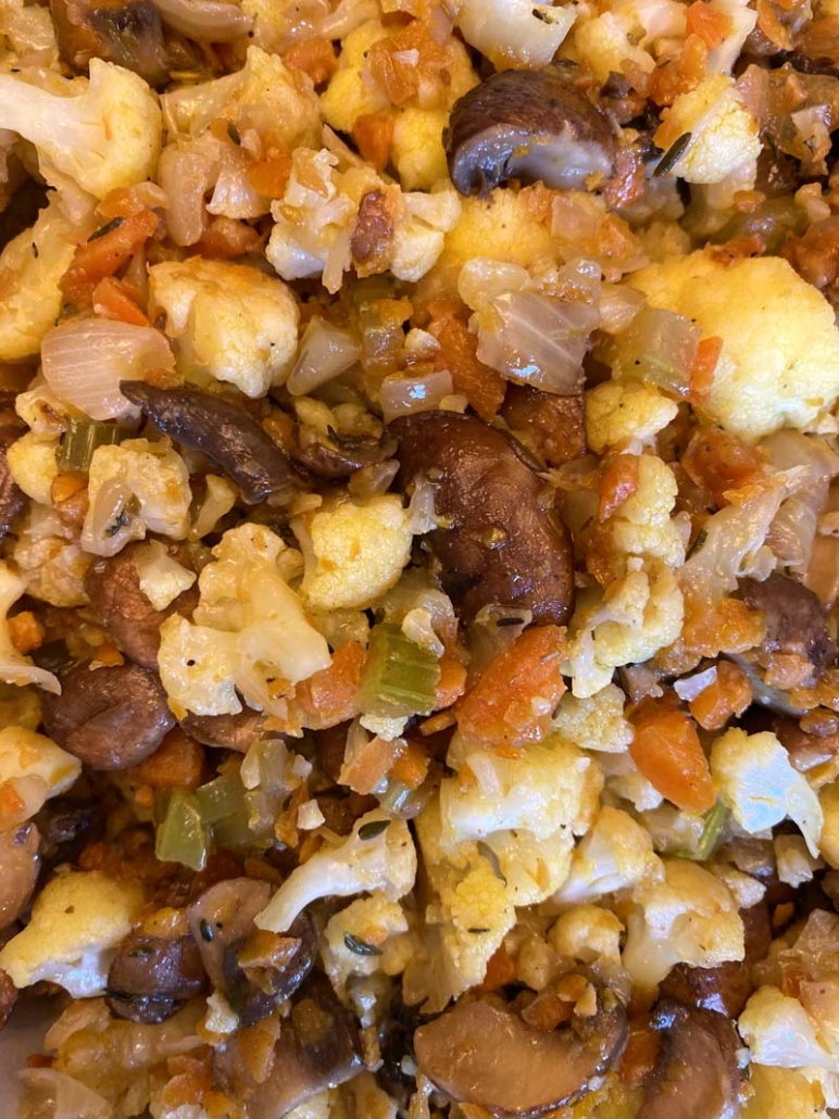 how to make low-carb cauliflower stuffing